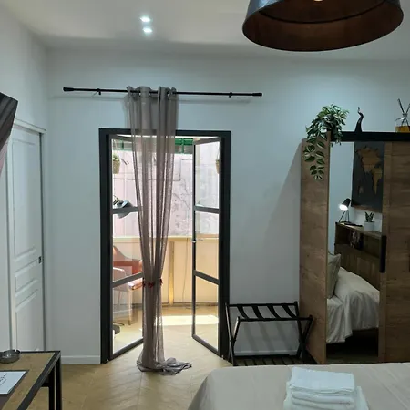 Apartment Gennarino - Panorama With Balcony And Urban Loft *