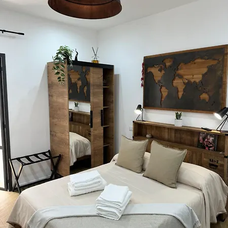 Apartment Gennarino - Panorama With Balcony And Urban Loft